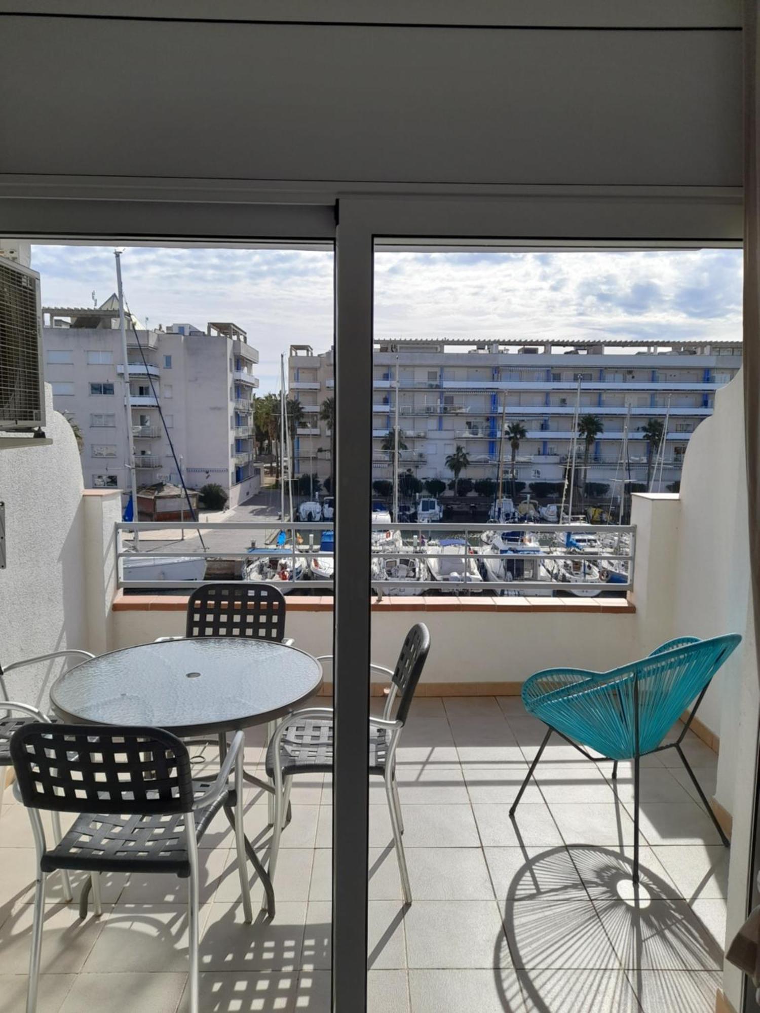 Appartement Lumineux Sur Les Canaux ロザス エクステリア 写真